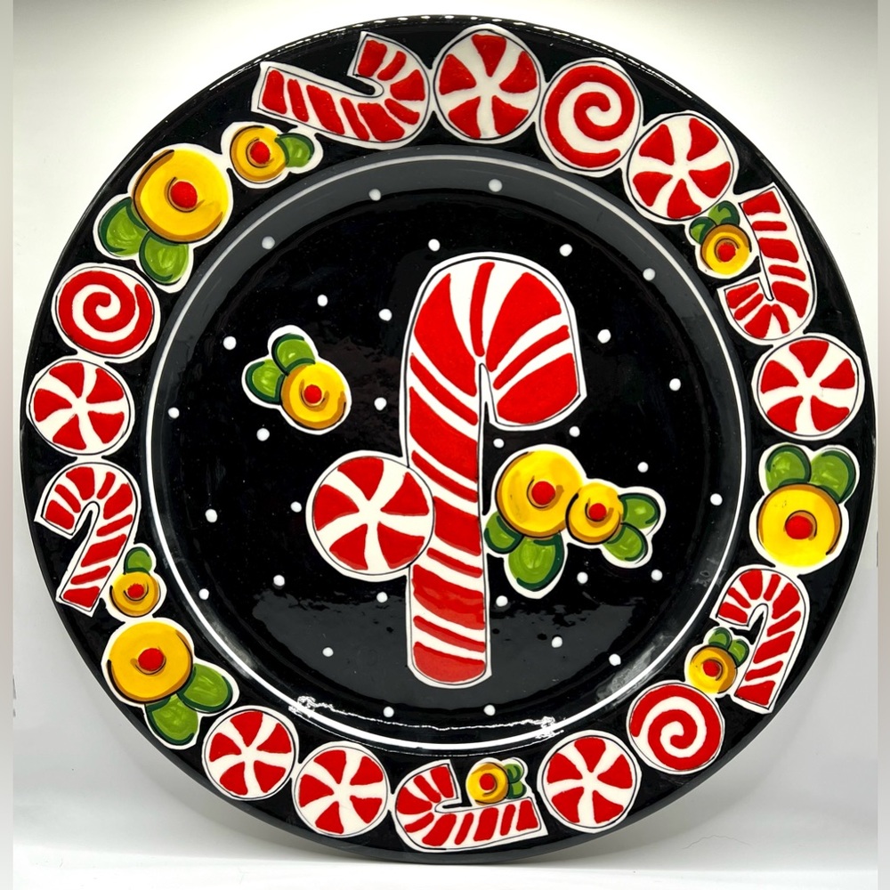 VTG Gaetano Pottery USA Christmas Black Round Platter Candy Cane Peppermint 13.5